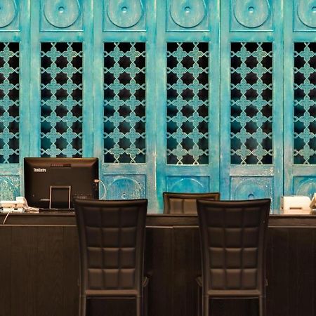 Comfy M.U.Den Patong Phuket Hotell Exteriör bild